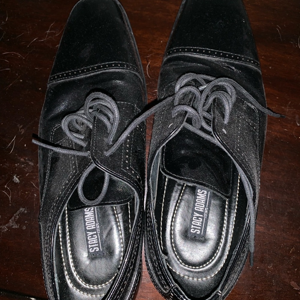 Shoes - Picture 4 of 4